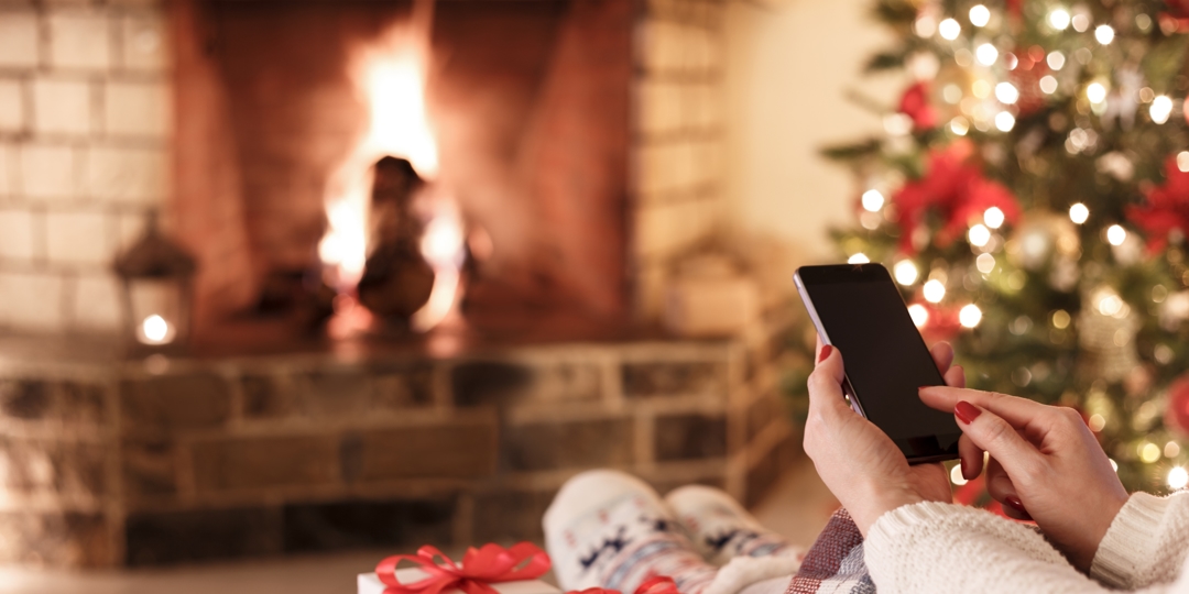 Phone fireplace setting