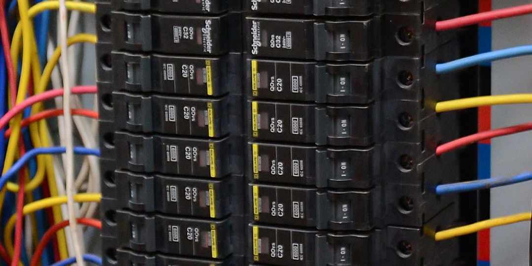 Circuit Breaker