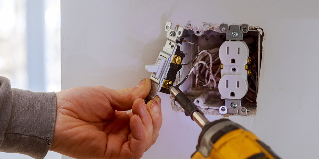 Outlet repair