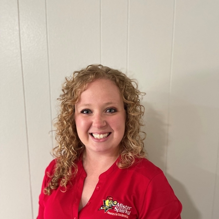 Photo of Kristen Lewis