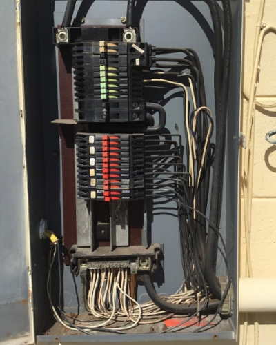 Zinsco electrical panel