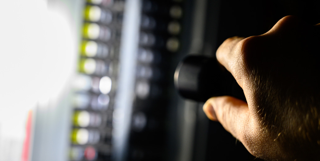 How to Find an Emergency Electrician
